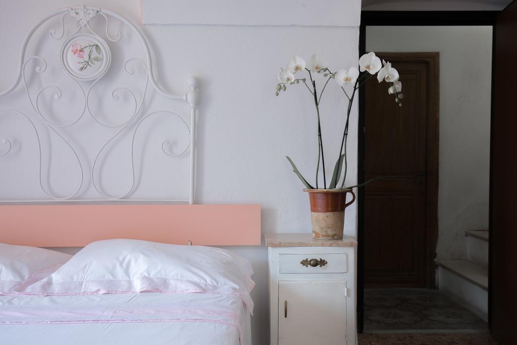 Dussaiga - Camera Delle Rose Dolceacqua Ngoại thất bức ảnh